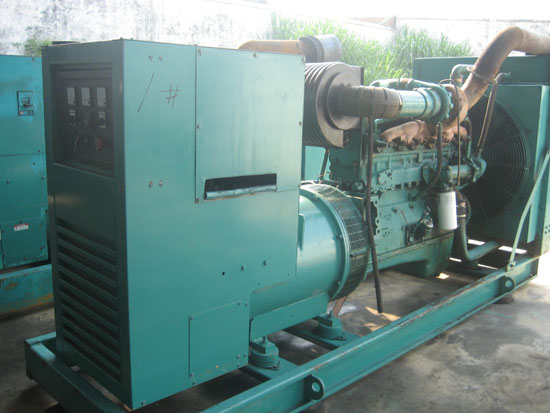 长白租赁发电机- 发电机碳刷磨损的原因是什么