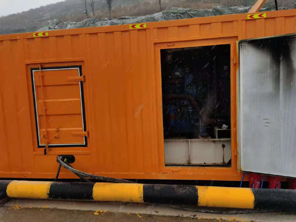 长白发电车出租-应急柴油发电机组选什么样的比较好？