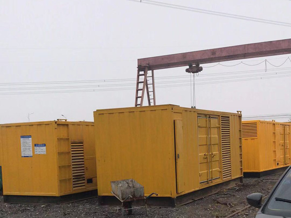 长白100kw柴油发电机组每小时油耗？